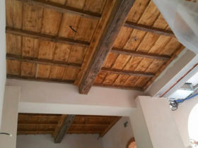 Pulitura soffitti in legno